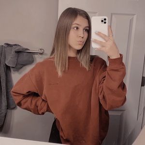 Meet your Posher, Carly